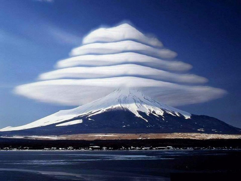 Núi Fuji : Biểu Tượng Thiên Nhiên và Văn Hóa của Nhật Bản